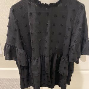 SHEIN-Crew neck black top